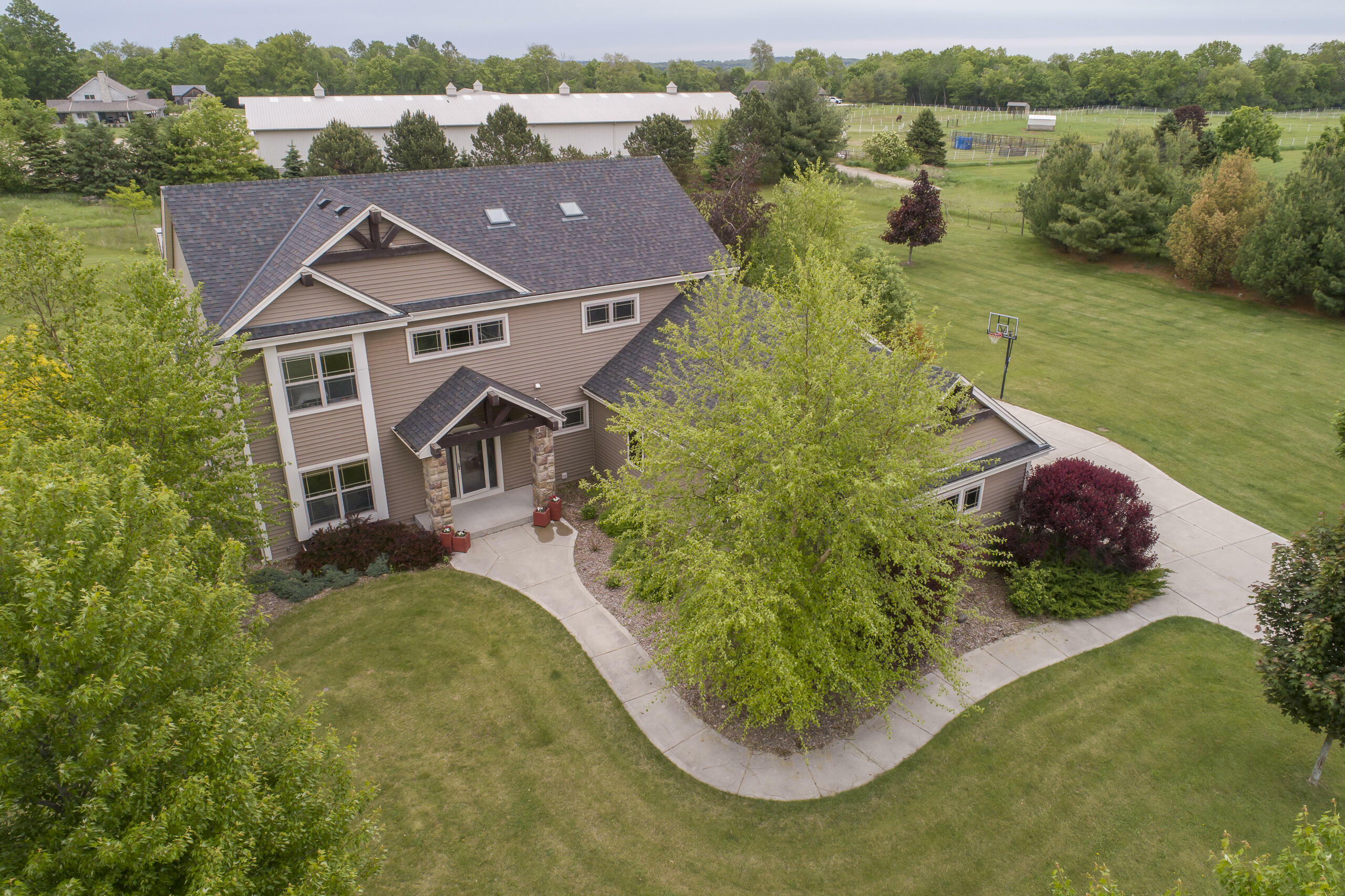W341n7120 Northern Lights Dr  Oconomowoc WI 53066 photo