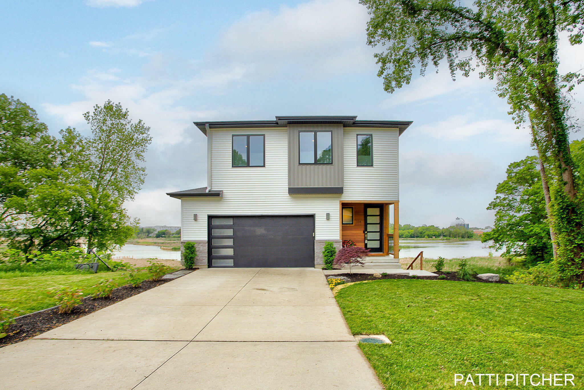 104 River Hills Drive  Holland MI 49424 photo