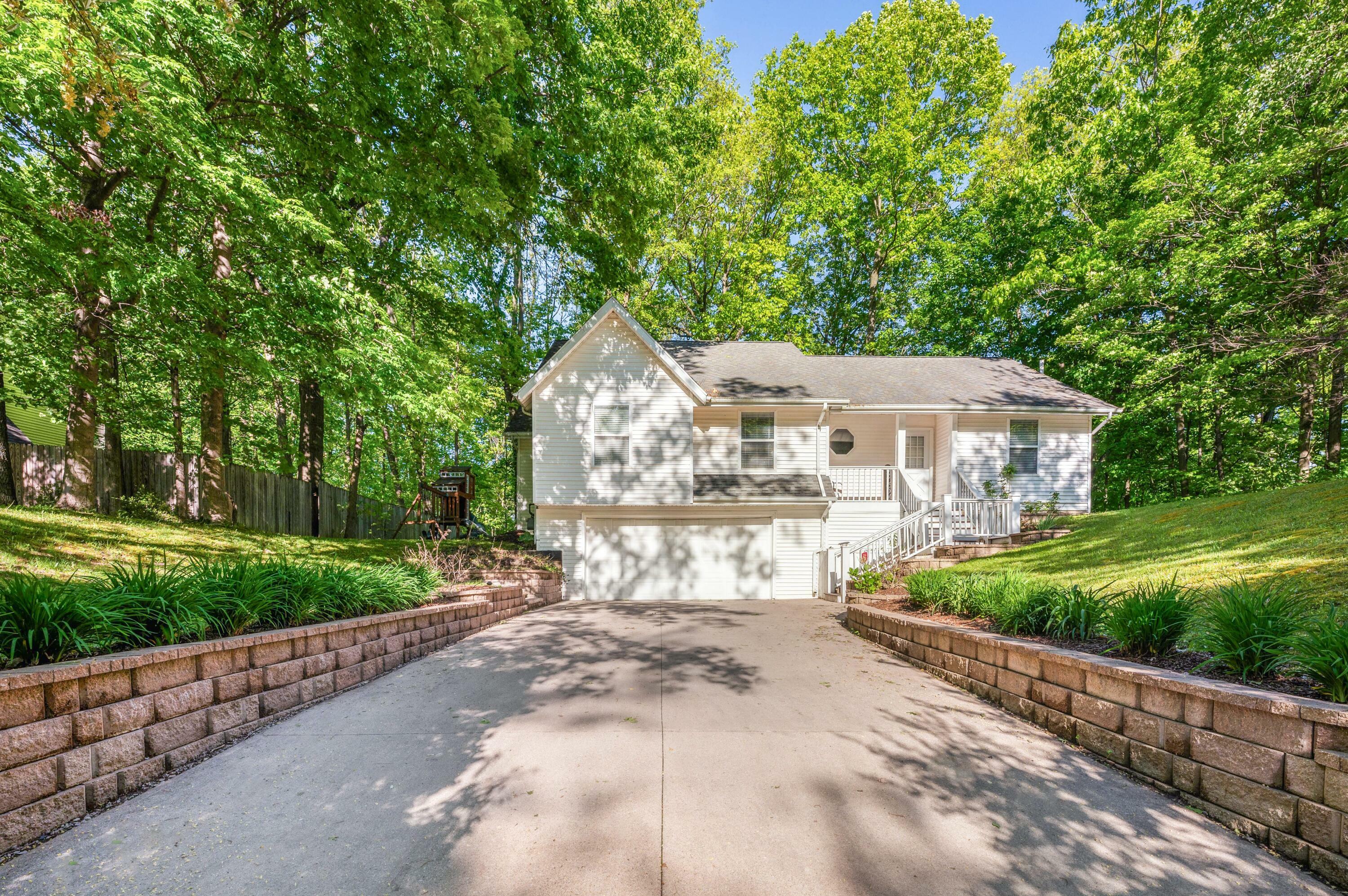 Property Photo: 4085 Ravina Terrace MI 49085