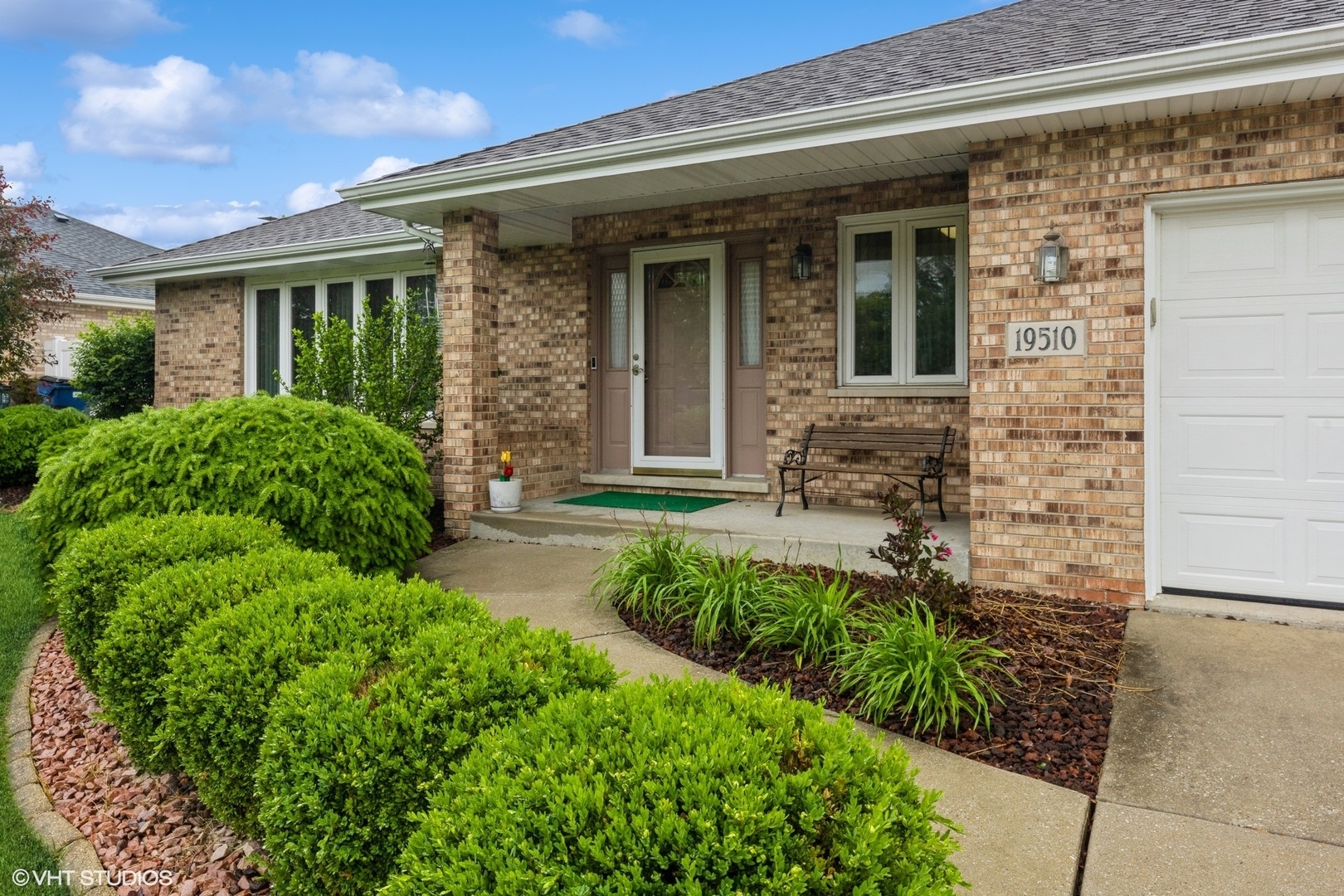 Property Photo:  19510 Blyth Way  IL 60448 