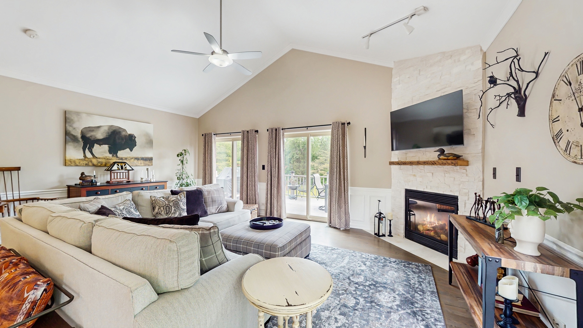 Property Photo: 5816 Wild Plum Road IL 60014