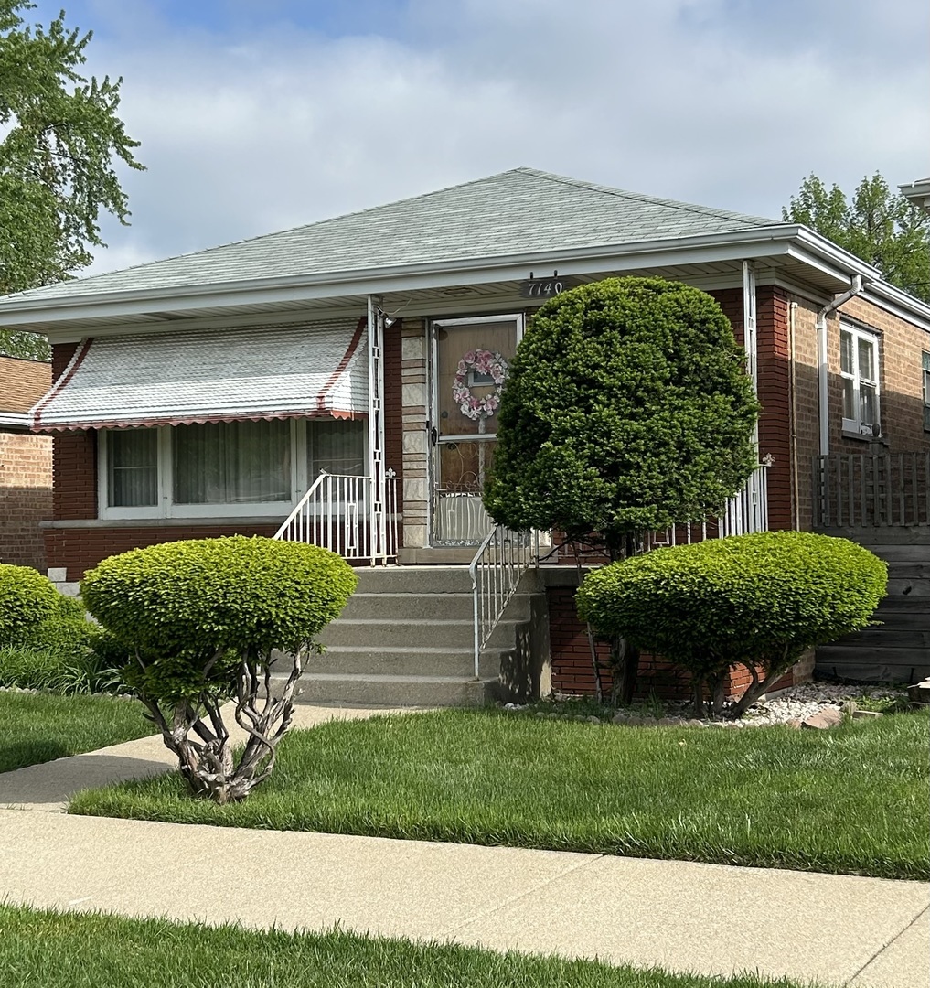 Property Photo: 7140 W 64th Street IL 60638