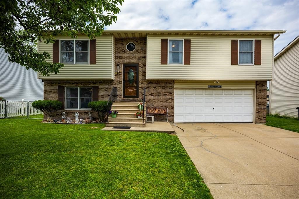 Property Photo:  5121 Stephanie Drive  IL 62040 