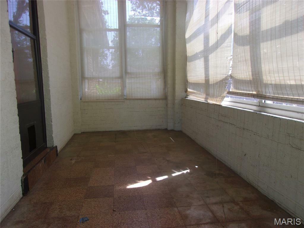 Property Photo: 7622 Springdale Drive MO 63121