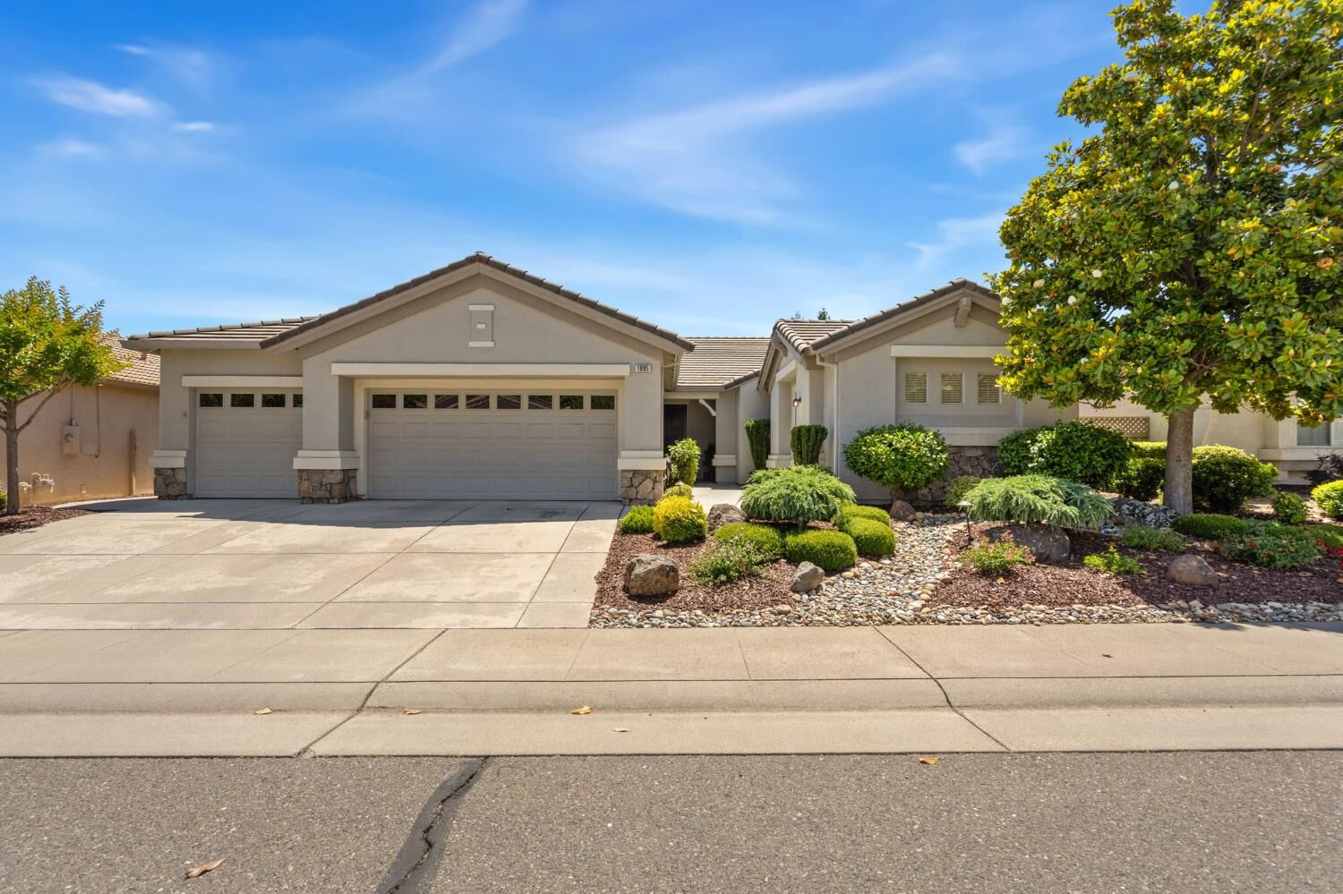 Property Photo: 1895 Starview Lane CA 95648