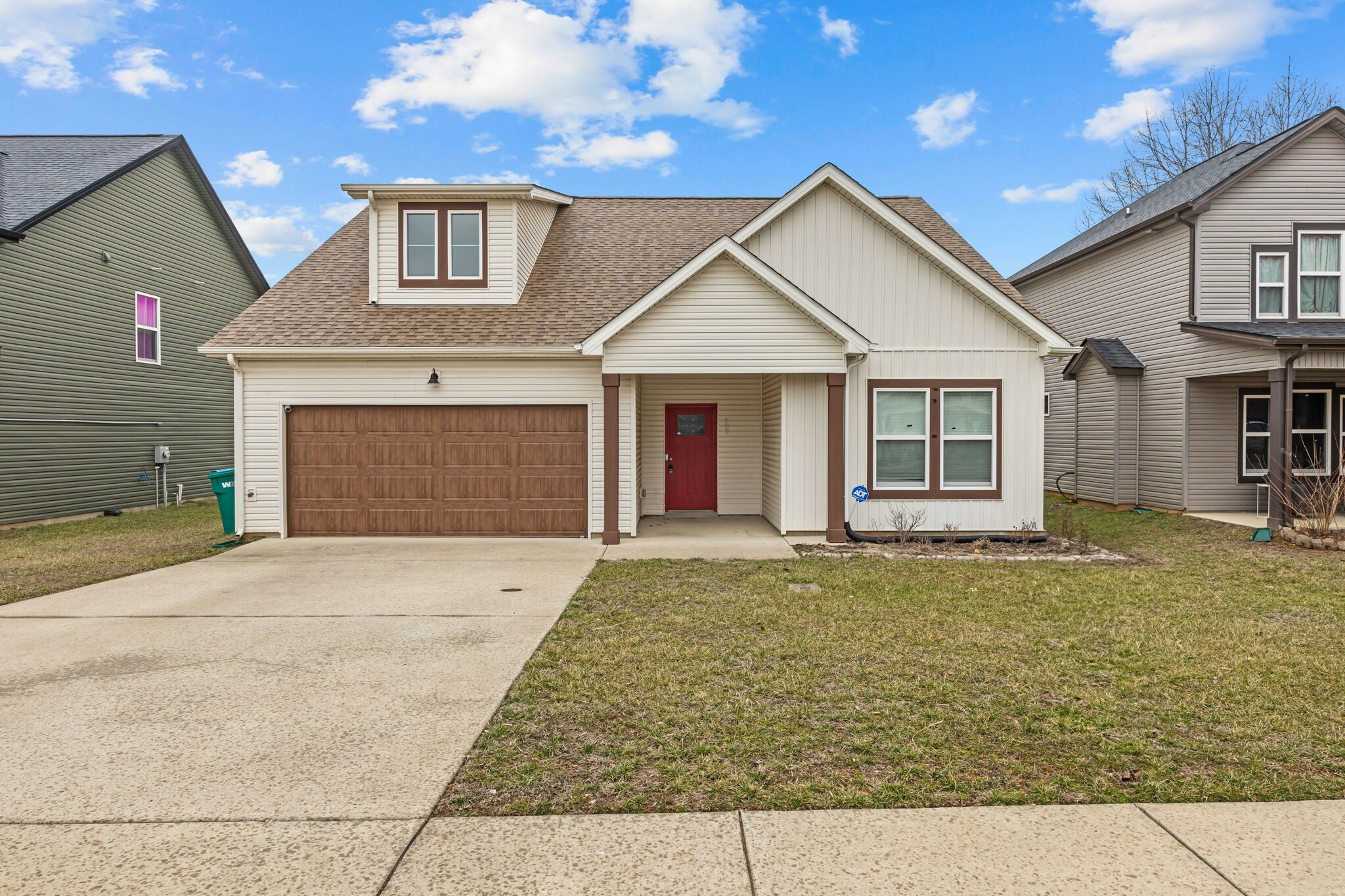 Property Photo: 509 Kinslow Ln NE TN 37040
