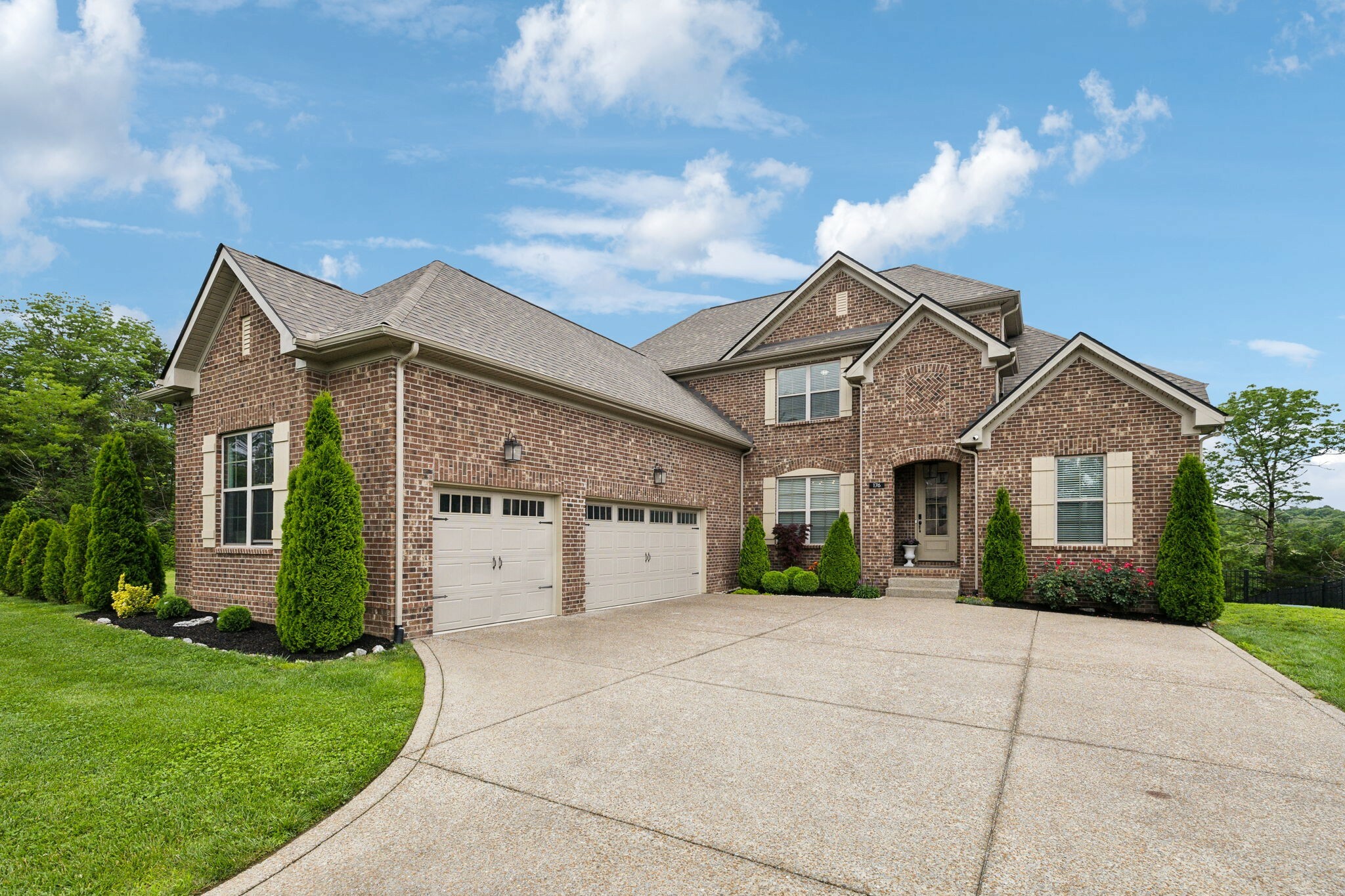 Property Photo: 176 Watermill Ln TN 37087