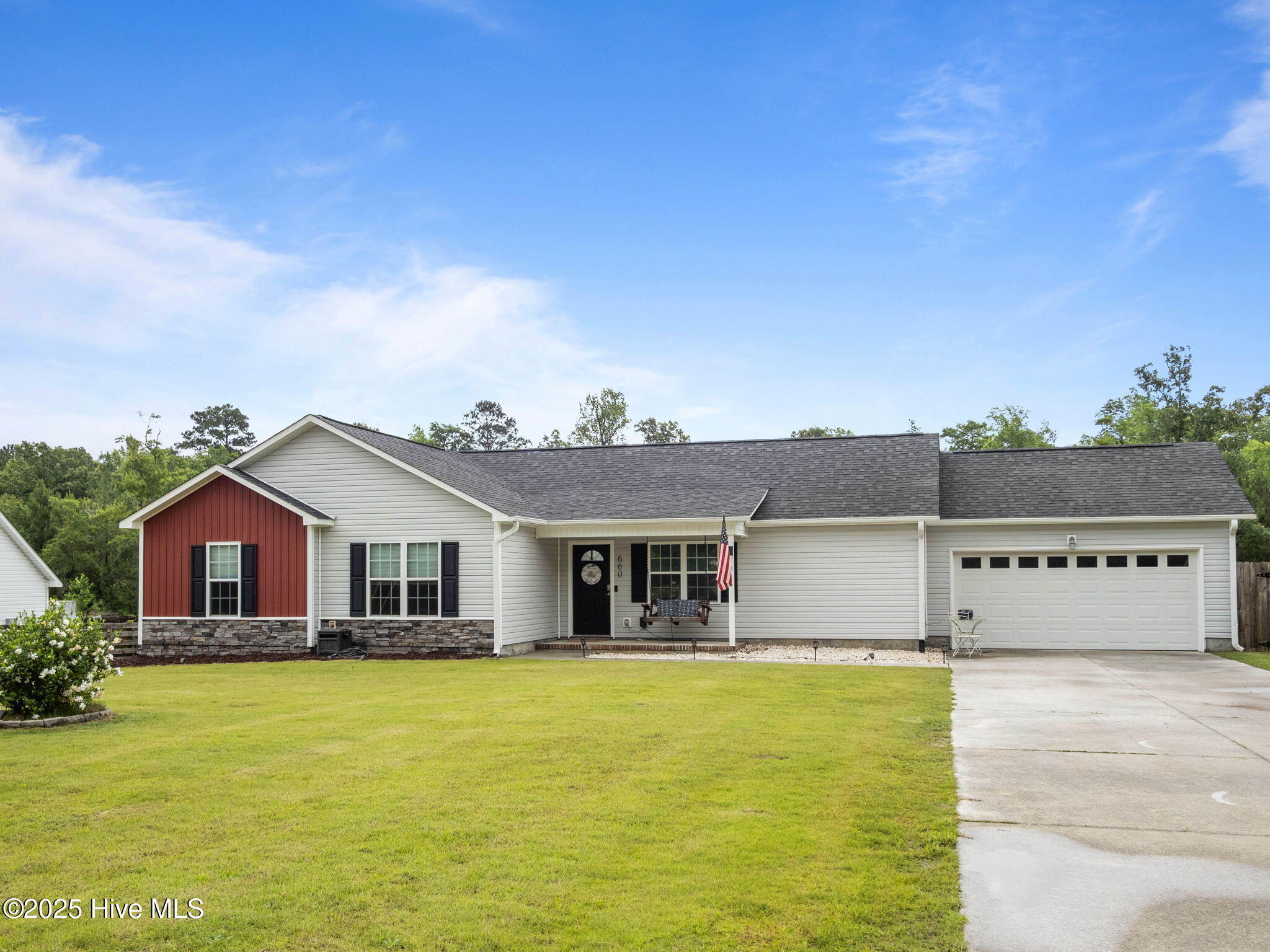 Property Photo: 660 Riggs Road NC 28539