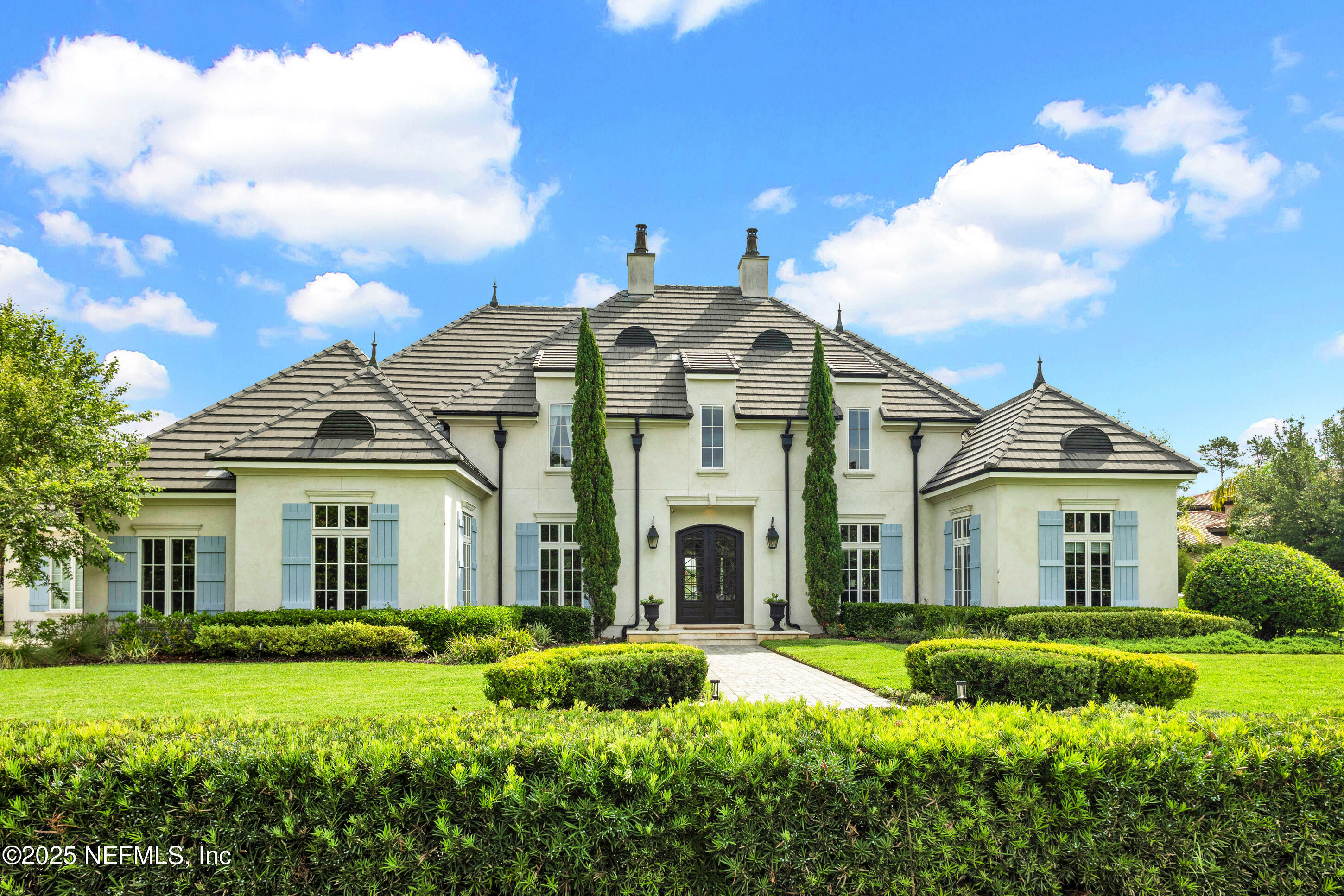 Property Photo: 5341 Bentpine Cove Road FL 32224