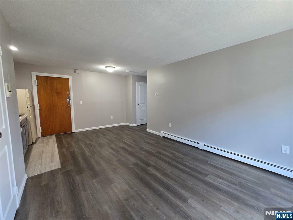 Property Photo: 316 Park Street 4A NJ 07601