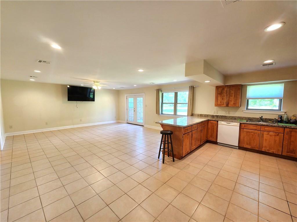 Property Photo: 12801 River Road LA 70131