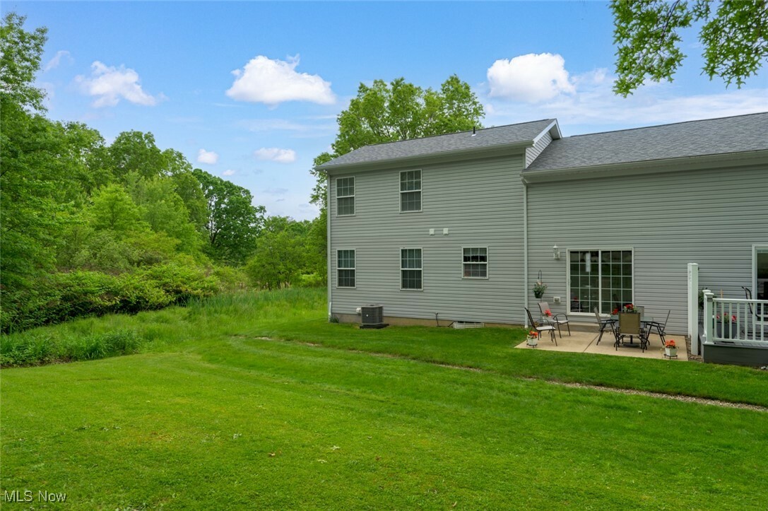 Property Photo: 1441 Shaw Avenue A OH 44446