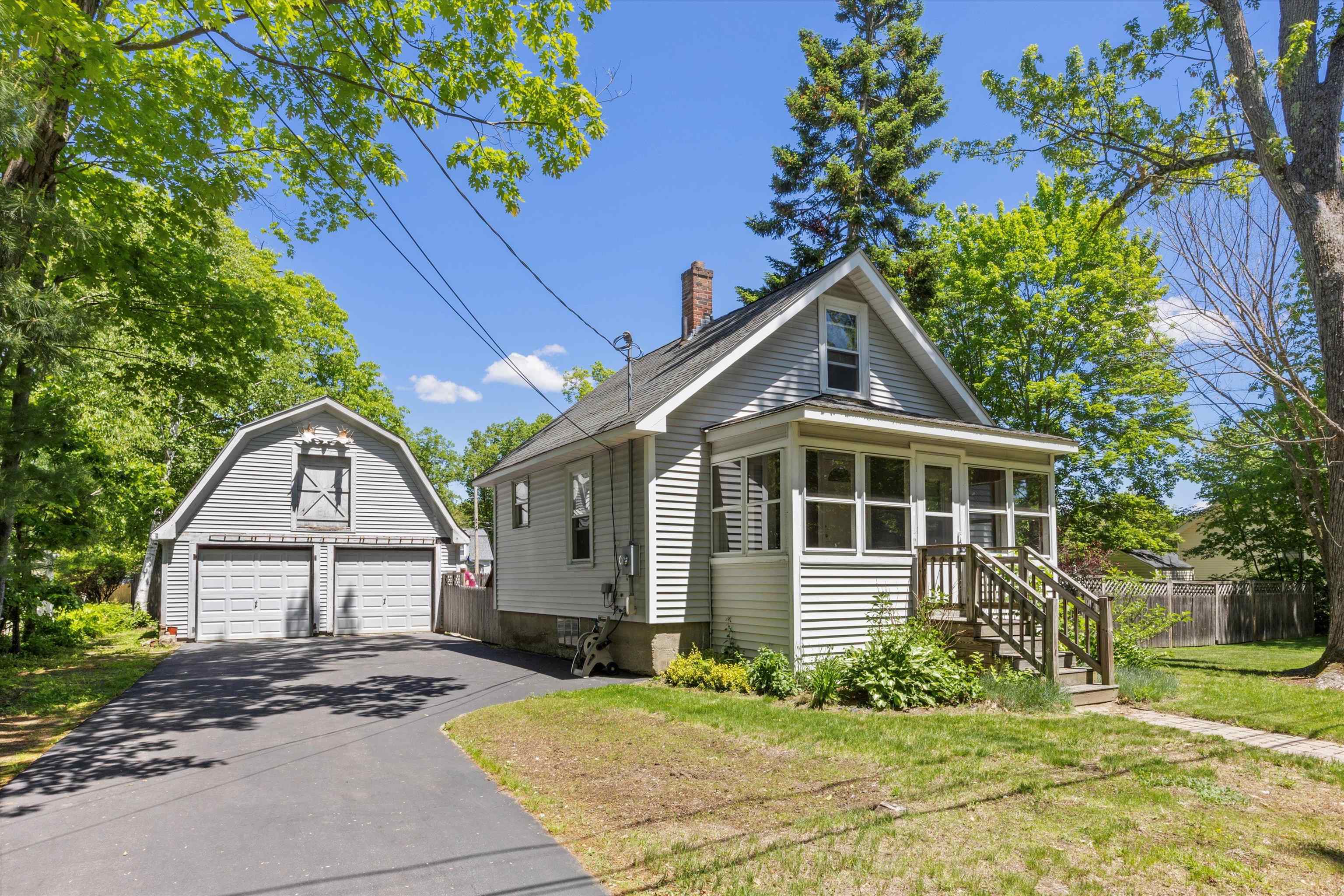 Property Photo:  47 Manor Road  NH 03303 