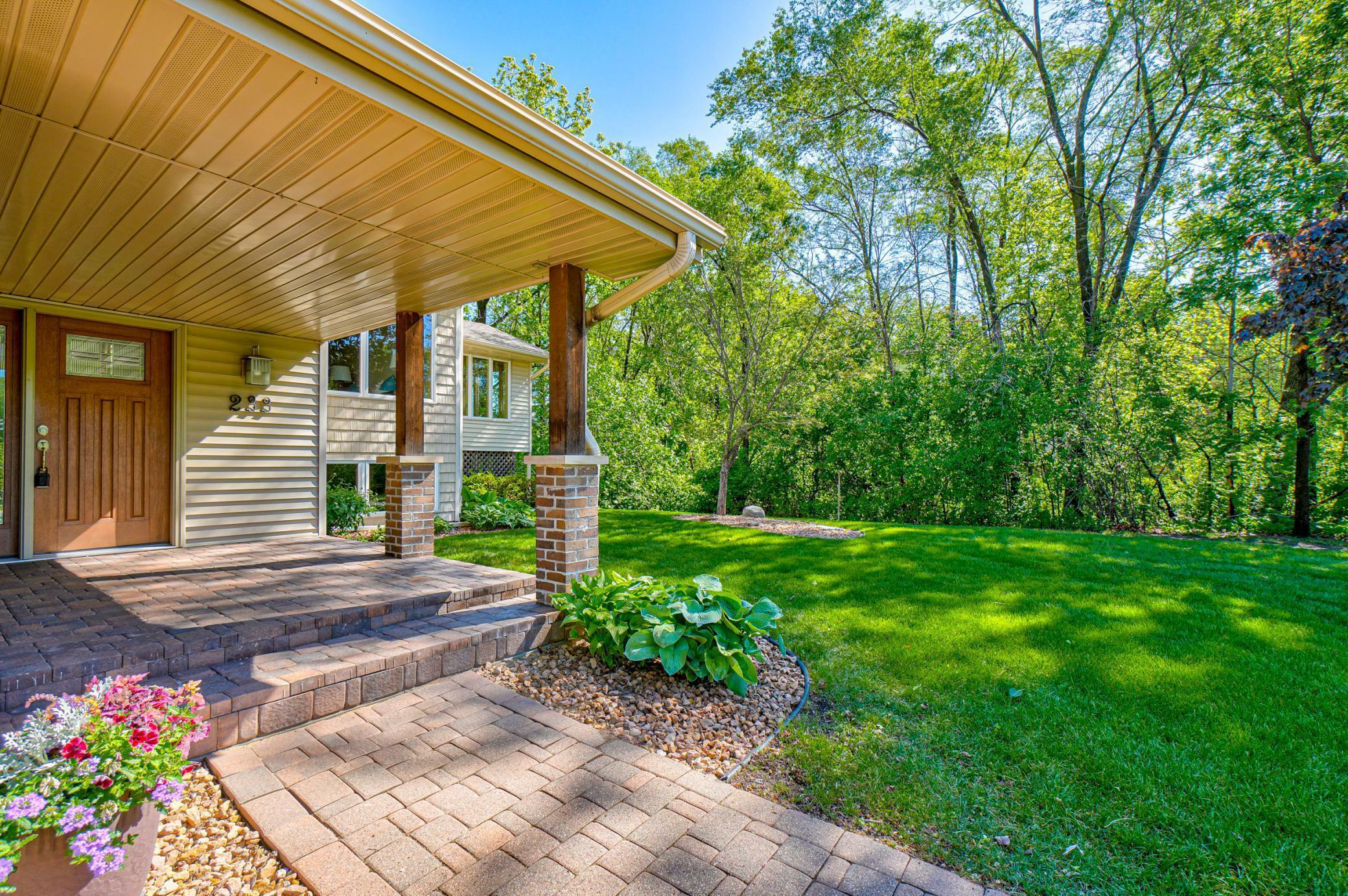 Property Photo: 233 Grandview Avenue W MN 55113