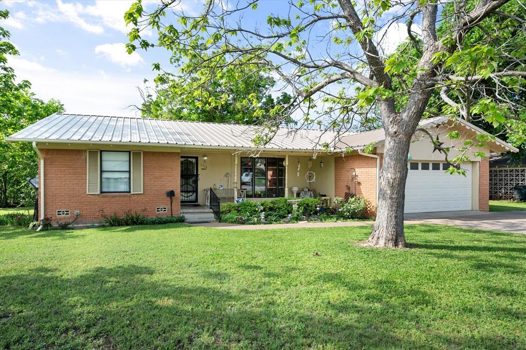 Property Photo:  1114 Penrod Street  TX 76048 