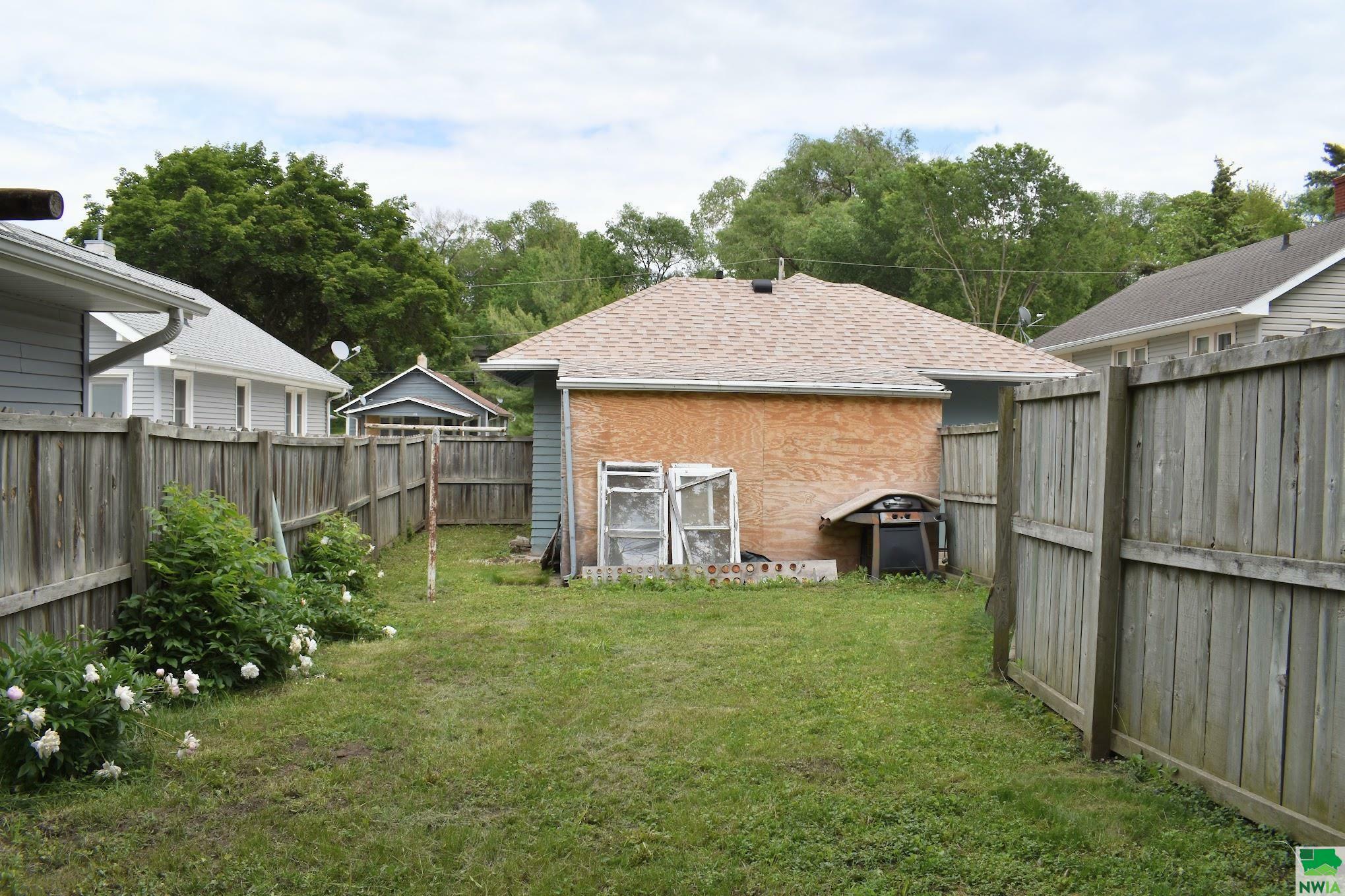 Property Photo: 227 S Judd IA 51103