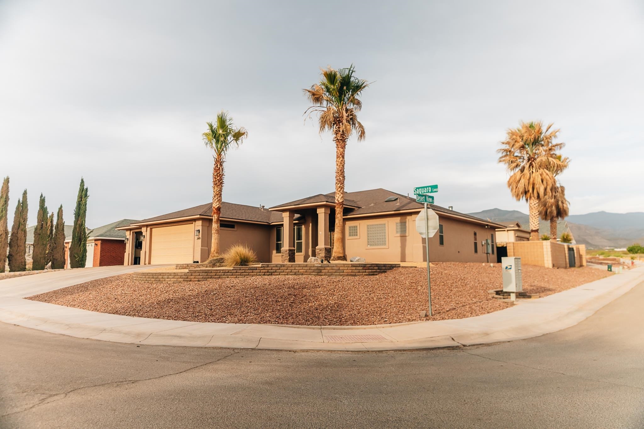 Property Photo: 2419 Saguaro Lp NM 88310
