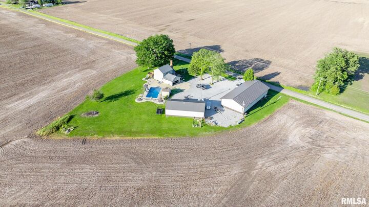 Property Photo:  1319 Medlin Road  IL 62801 