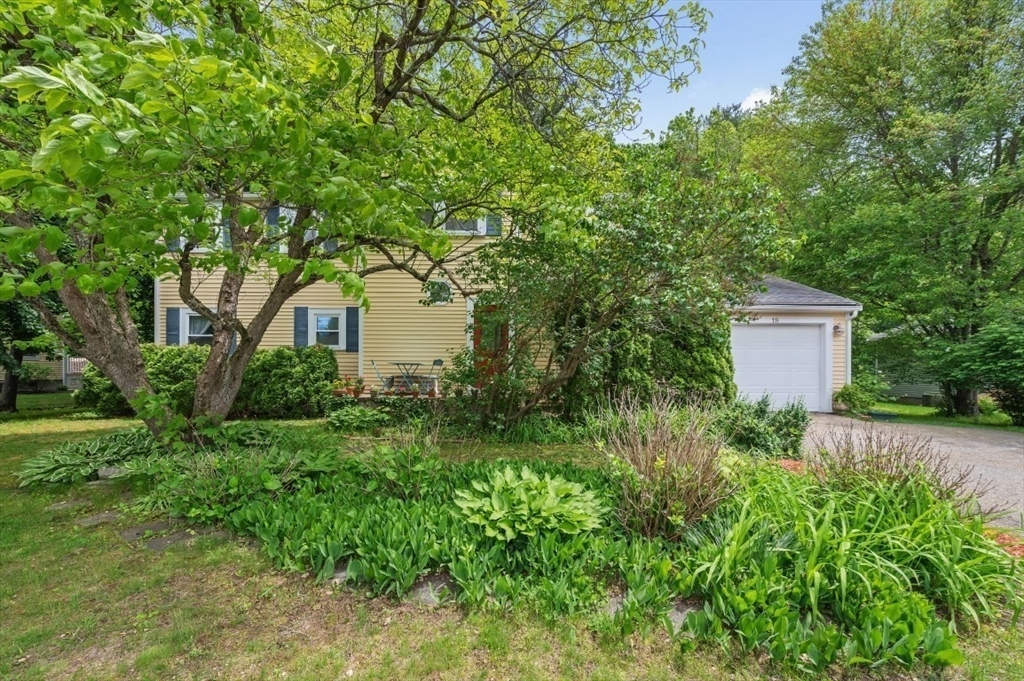 Property Photo: 18 Edgewood Rd MA 02090
