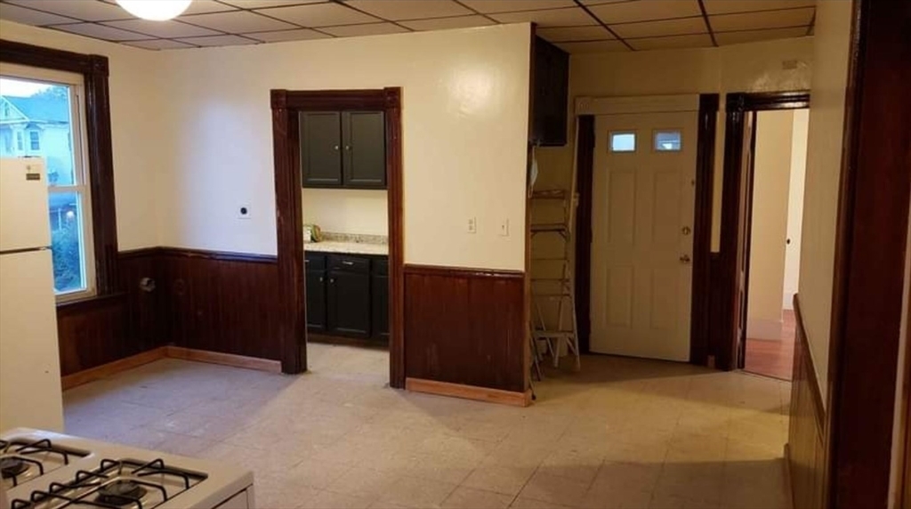 Property Photo: 37 Vernon St MA 01610