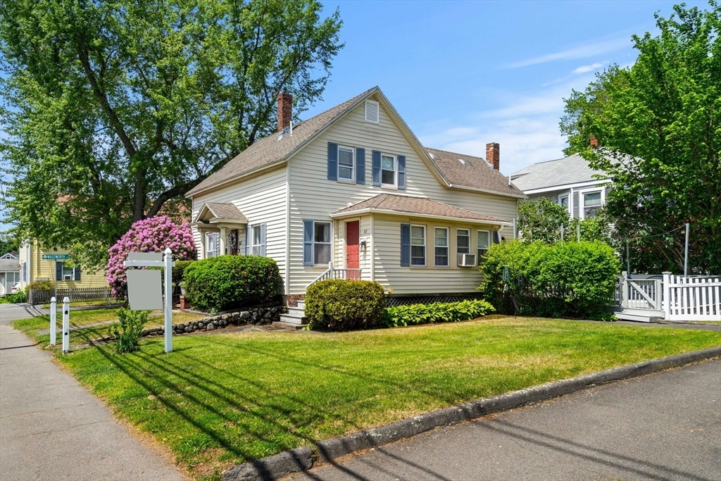 Property Photo:  65 Holten St  MA 01923 