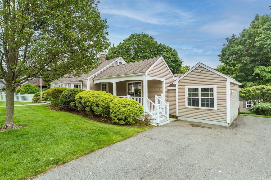 Property Photo:  6 Gilbert Road  MA 01760 