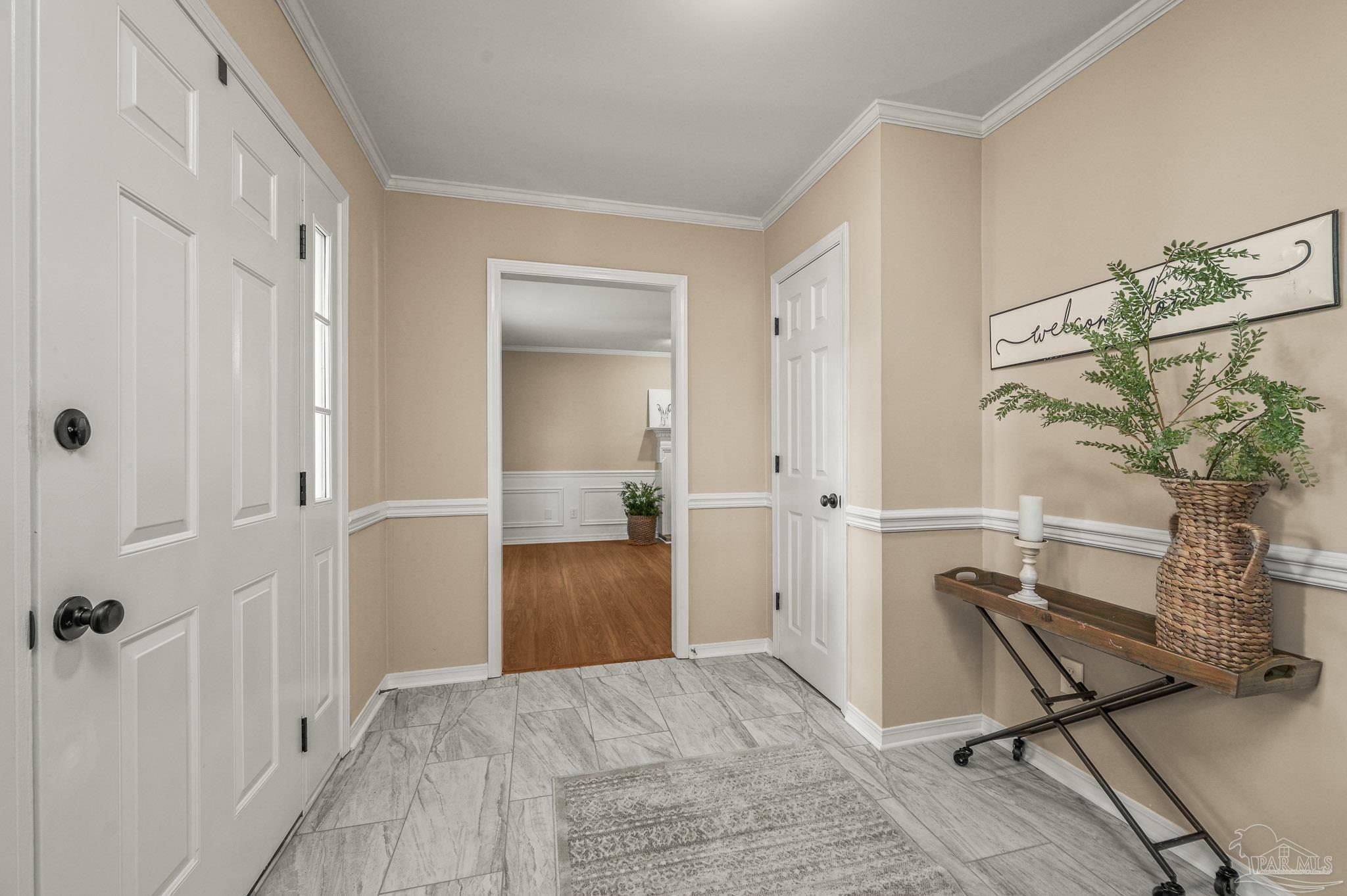 Property Photo: 4481 Chula Vista FL 32504