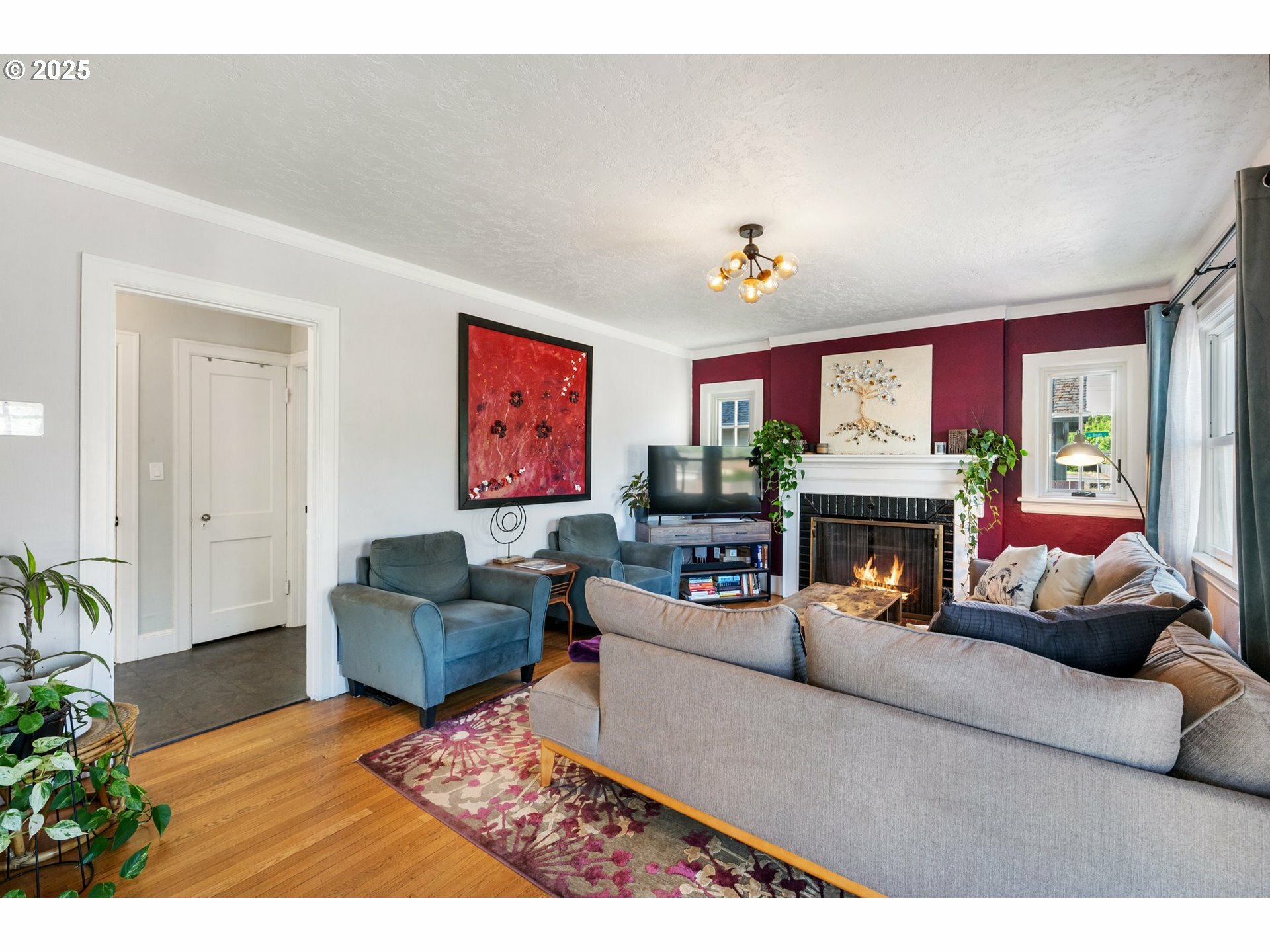 Property Photo: 3710 SE 86th Ave OR 97266