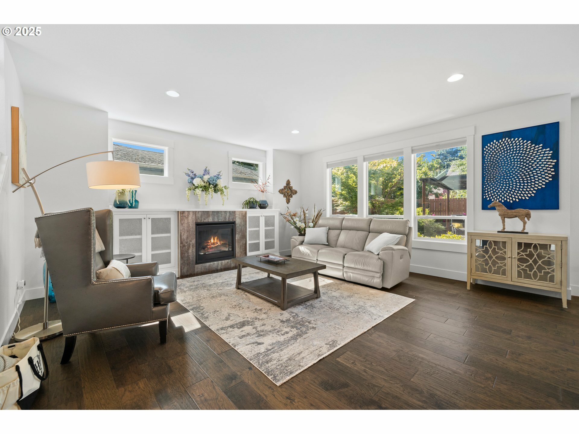 Property Photo: 2608 N Winchell St OR 97217