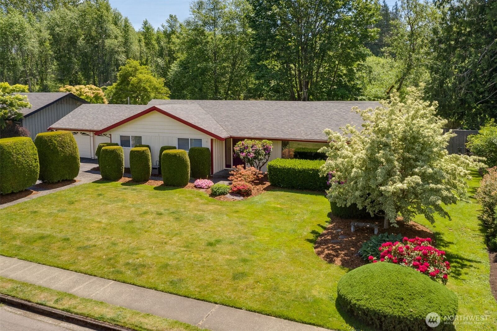 Property Photo: 6333 Northridge Drive WA 98290