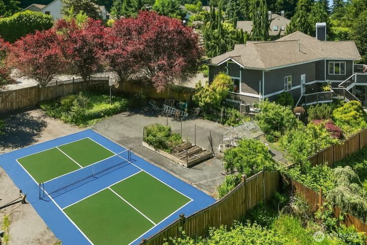 Property Photo:  12232 SE 80th Way  WA 98056 
