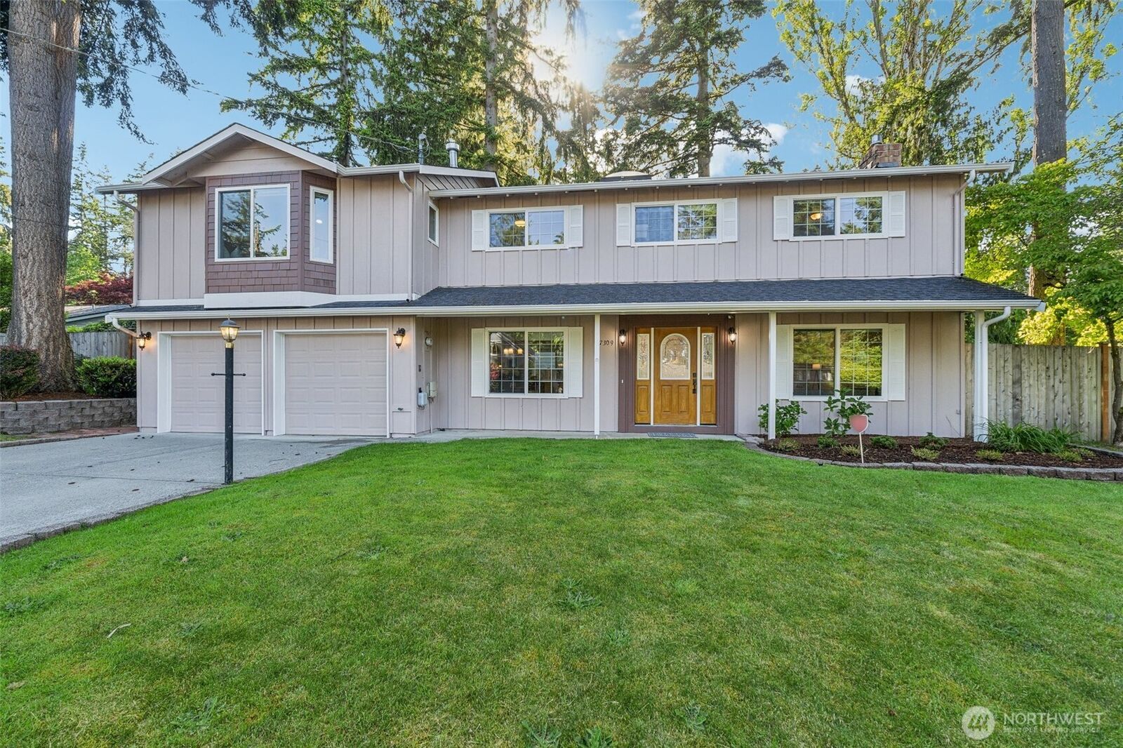 Property Photo:  7309  134th Avenue NE  WA 98052 