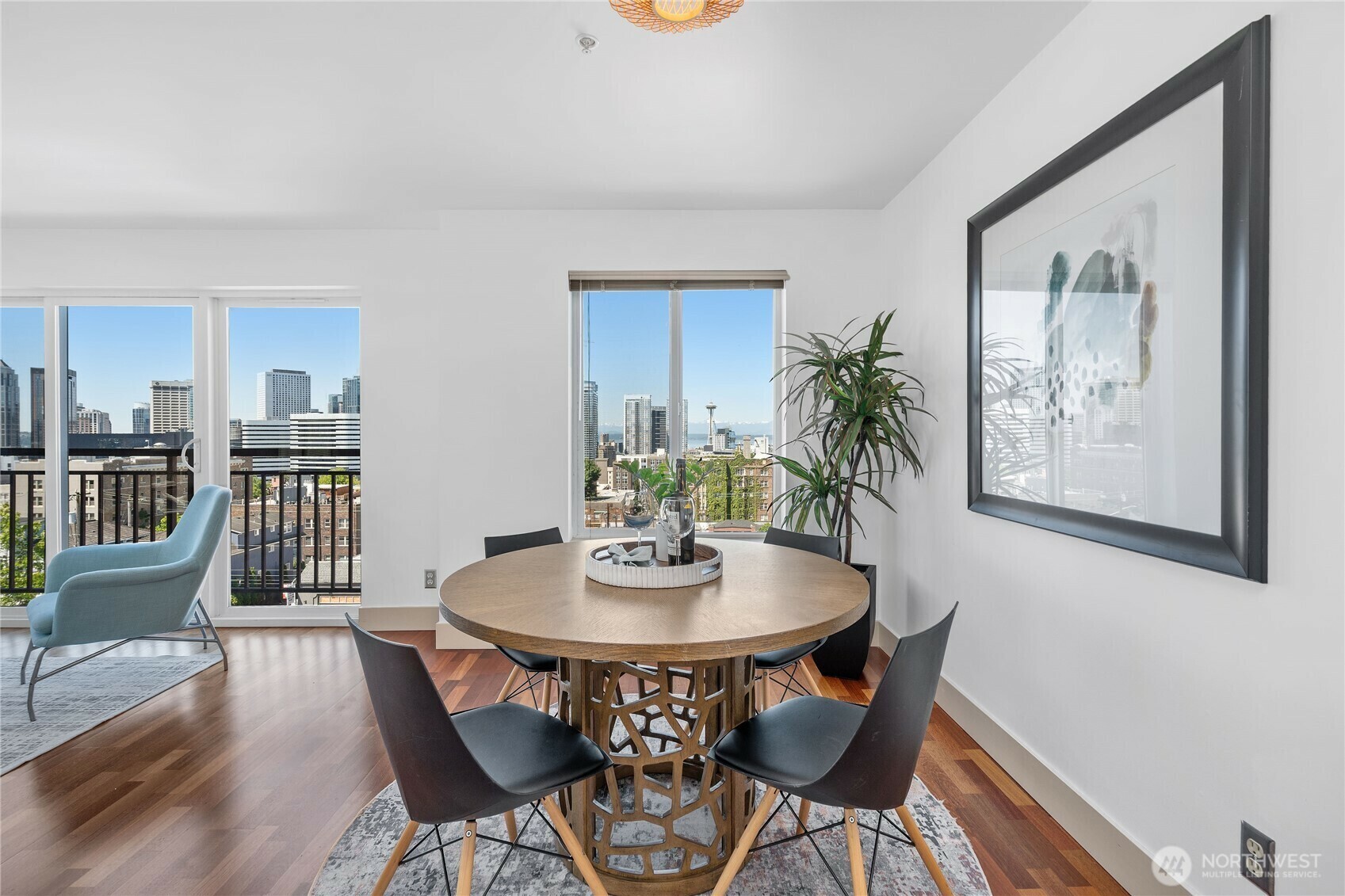 Property Photo: 1711 E Olive Way 519 WA 98102