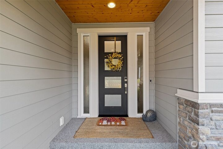 Property Photo: 11714 137th Drive NE WA 98258