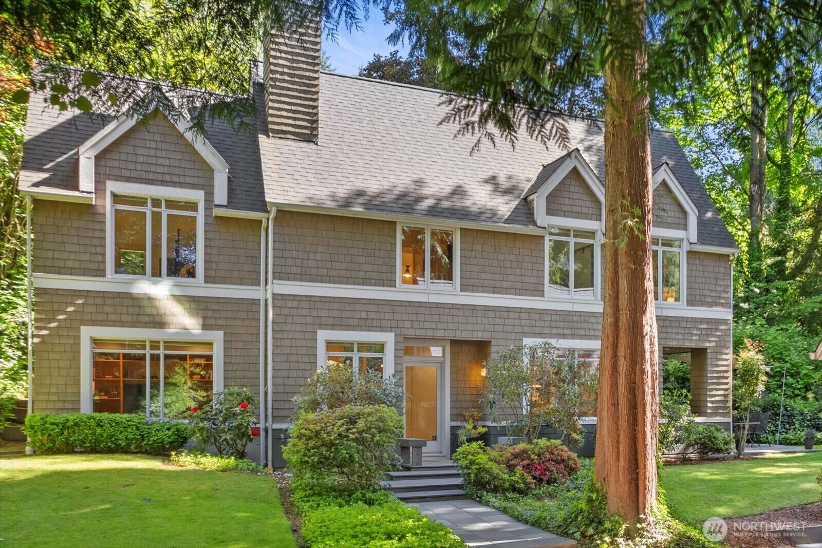 Property Photo:  4309  Olympic Boulevard  WA 98203 