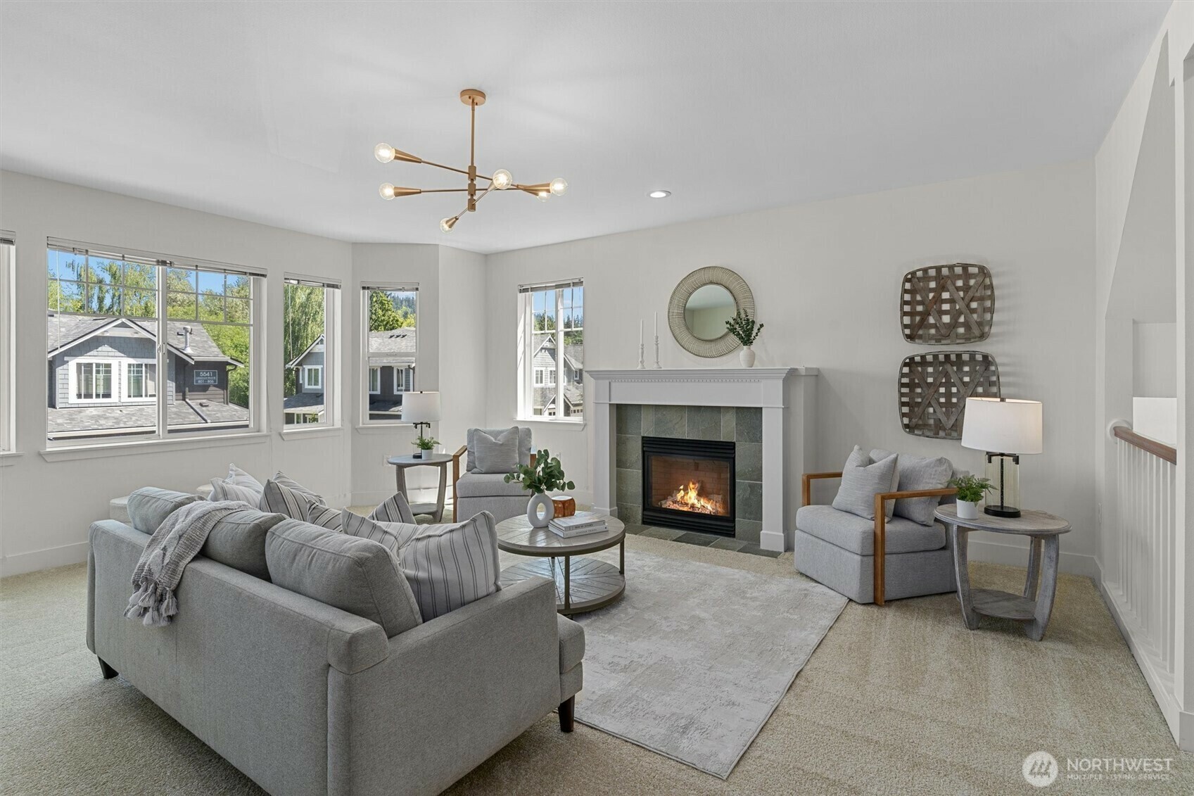 Property Photo: 5529 Lakemont Boulevard SE 901 WA 98006