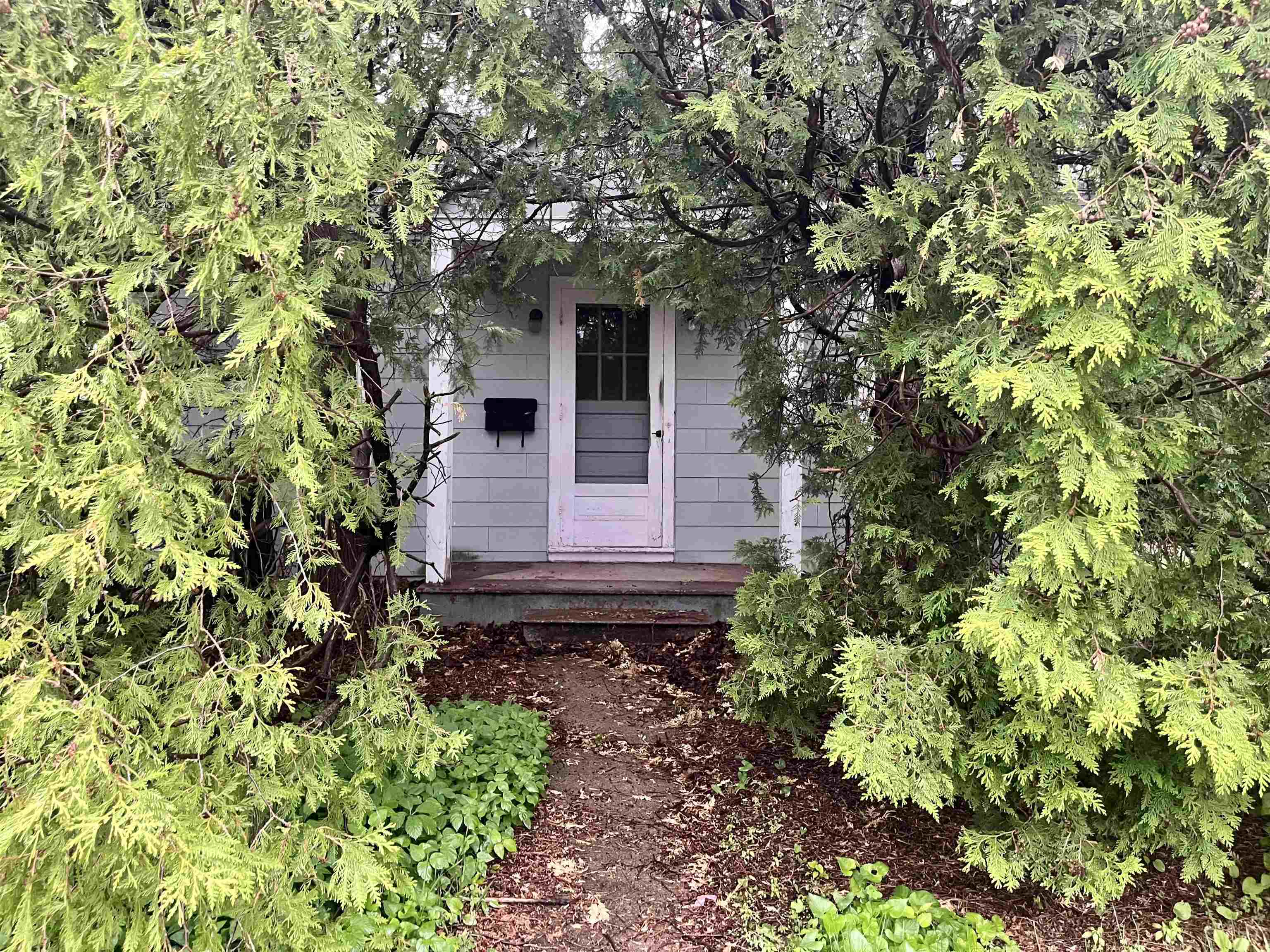 1832 Mt Vernon Street  Oshkosh WI 54901 photo