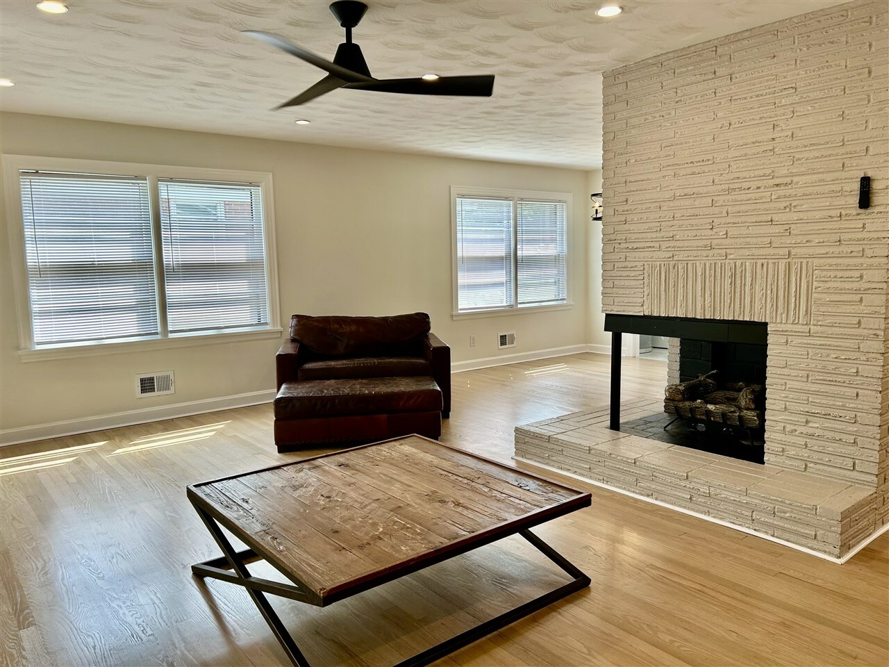 Property Photo: 1404 Circle Avenue KY 42104