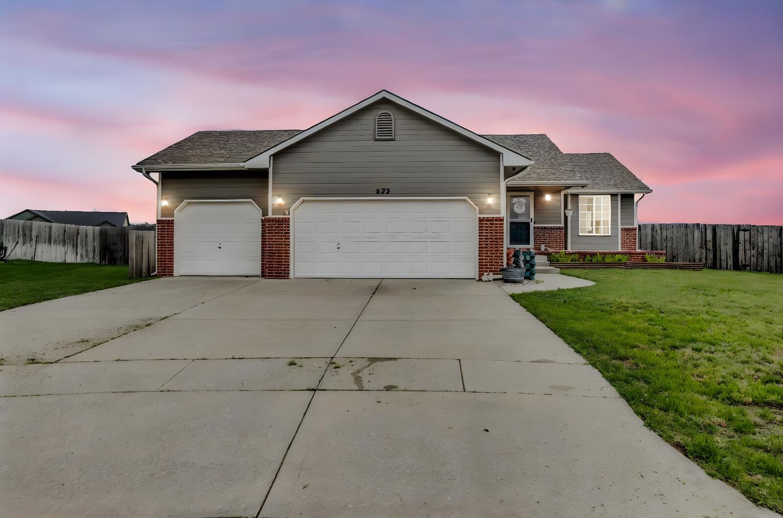 Property Photo: 232 N Salt Creek Ct. KS 67026