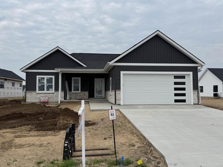 268 Falcon Court  Sauk City WI 53583 photo