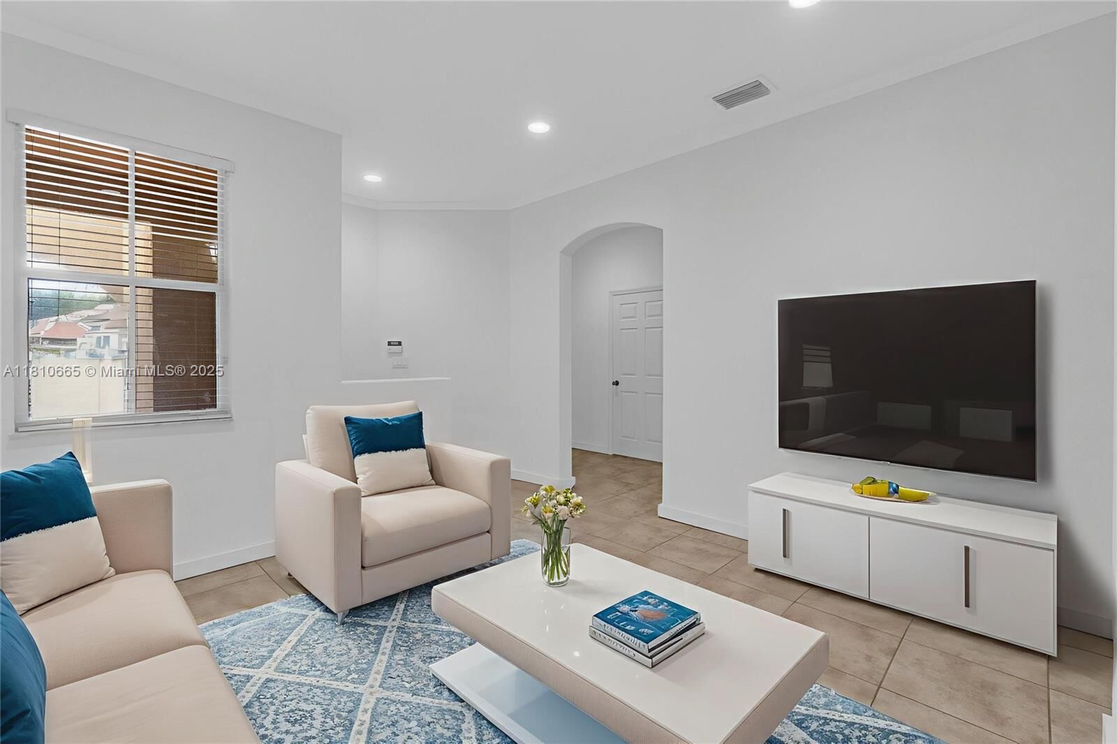 Property Photo: 11014 SW 237th Ln FL 33032