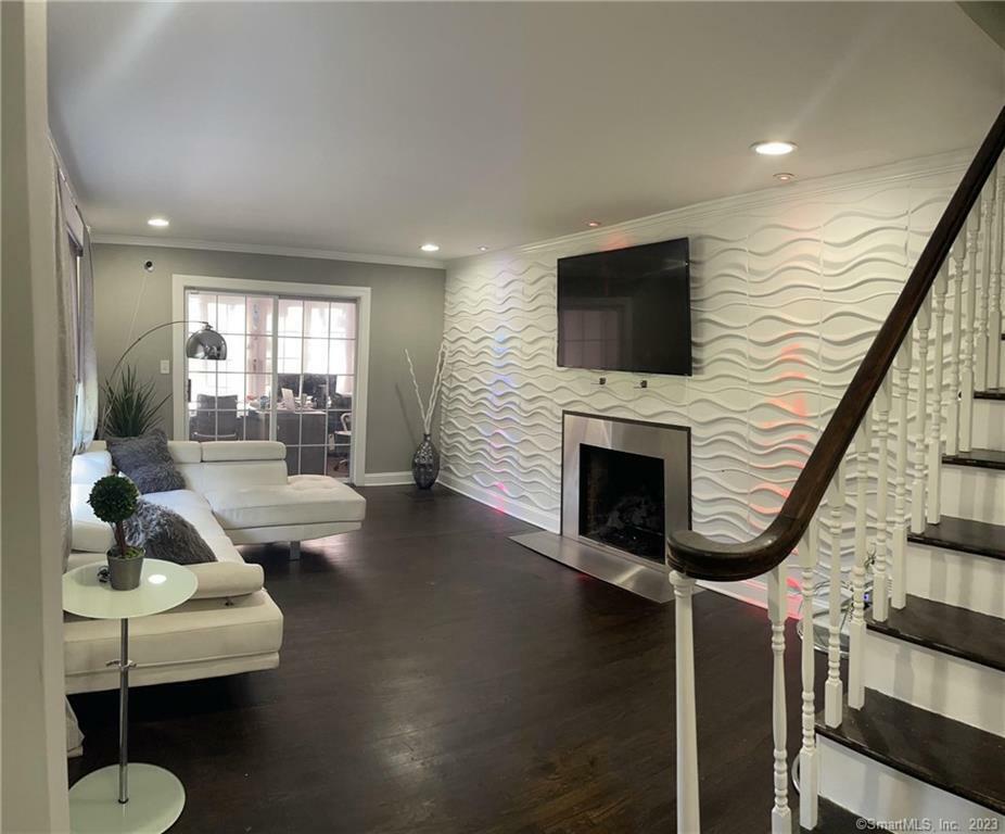 Property Photo: 665 West Main Street CT 06516