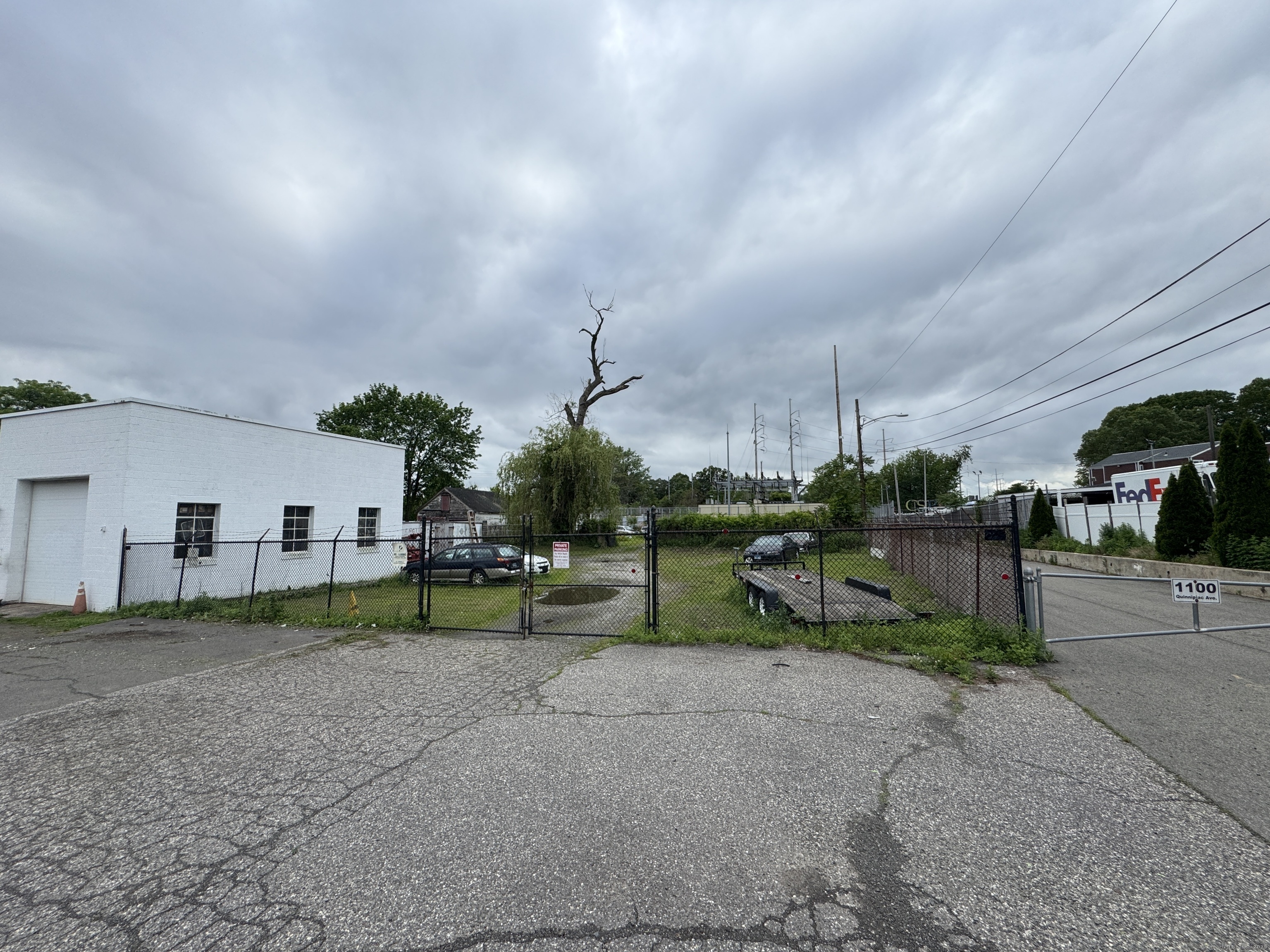 Property Photo: 1096 Quinnipiac Avenue CT 06513