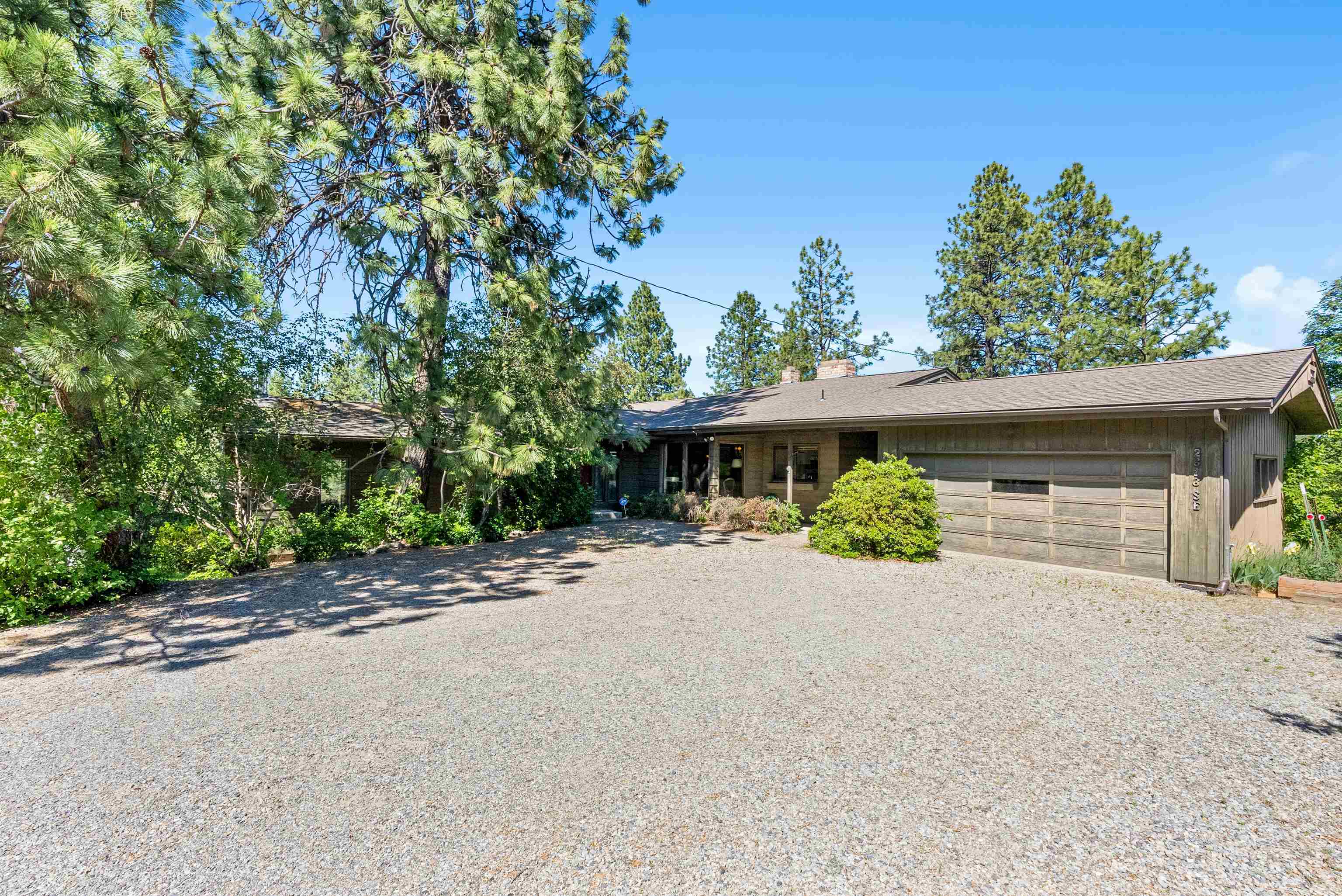 Property Photo:  2616 S Southeast Blvd  WA 99223 