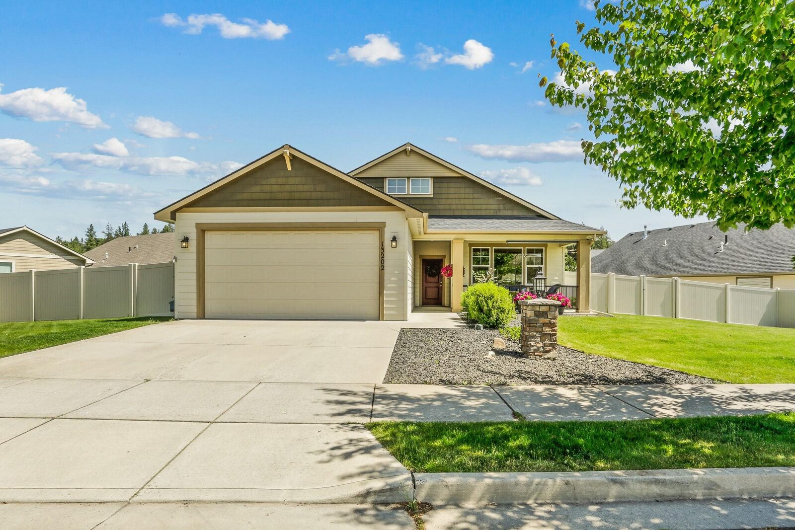 Property Photo: 13202 N Addison St WA 99208