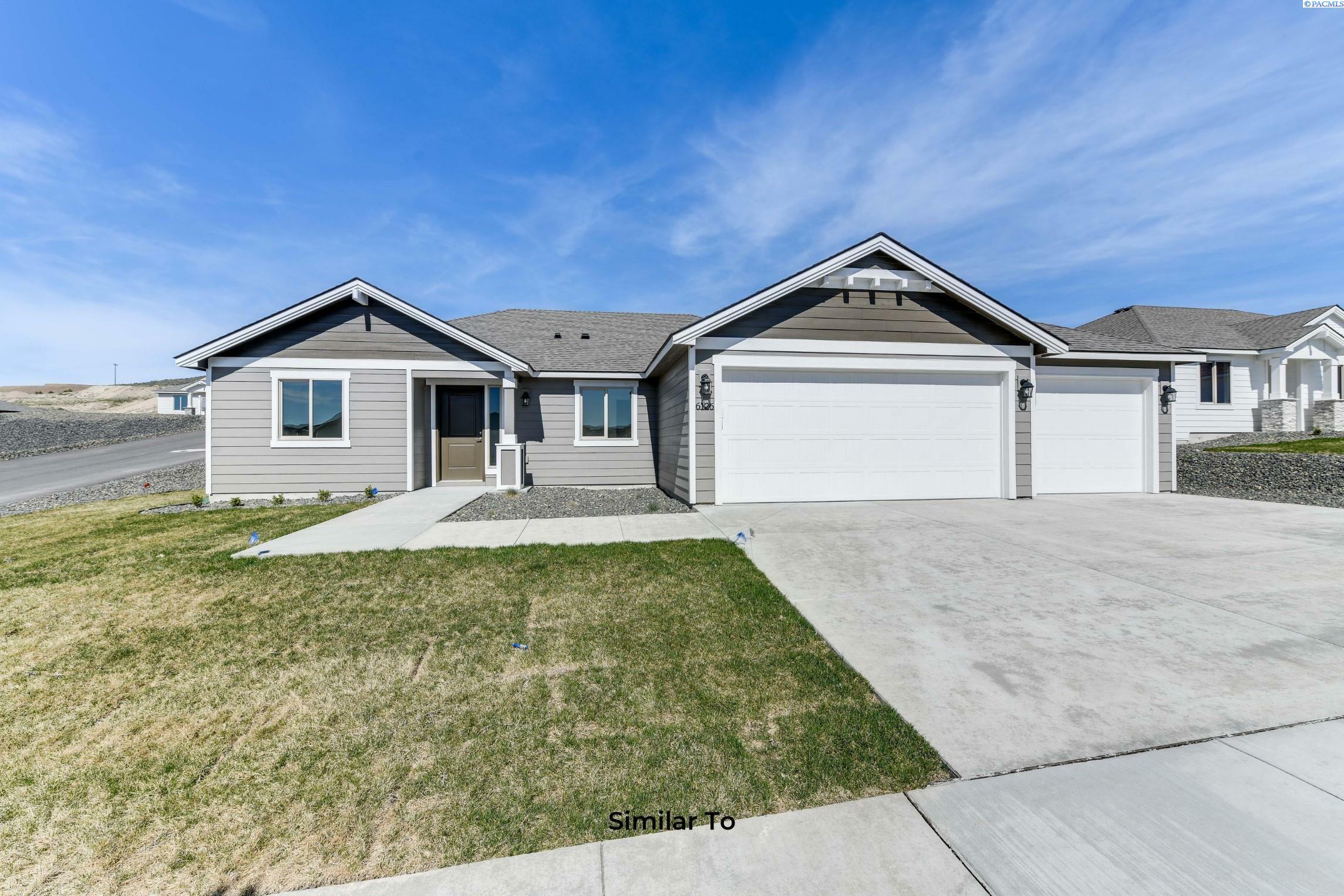Property Photo: 701 Vineyard St WA 98930