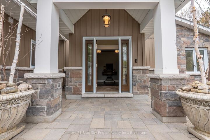 Property Photo:  54 Chadbourne Drive  ON P1B 8G2