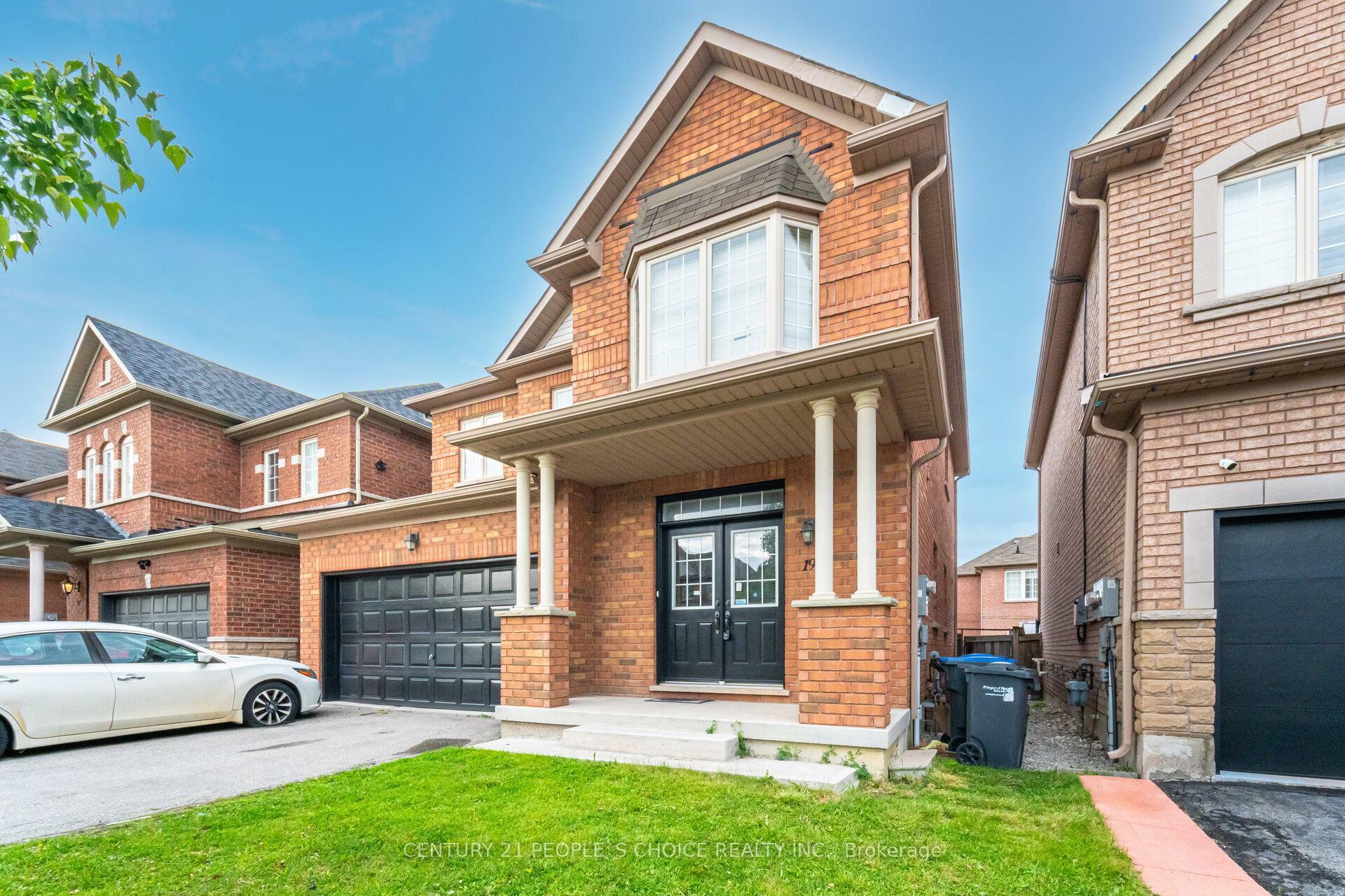 Photo de la propriété: 19 Frobischer Drive ON L6R 0L4