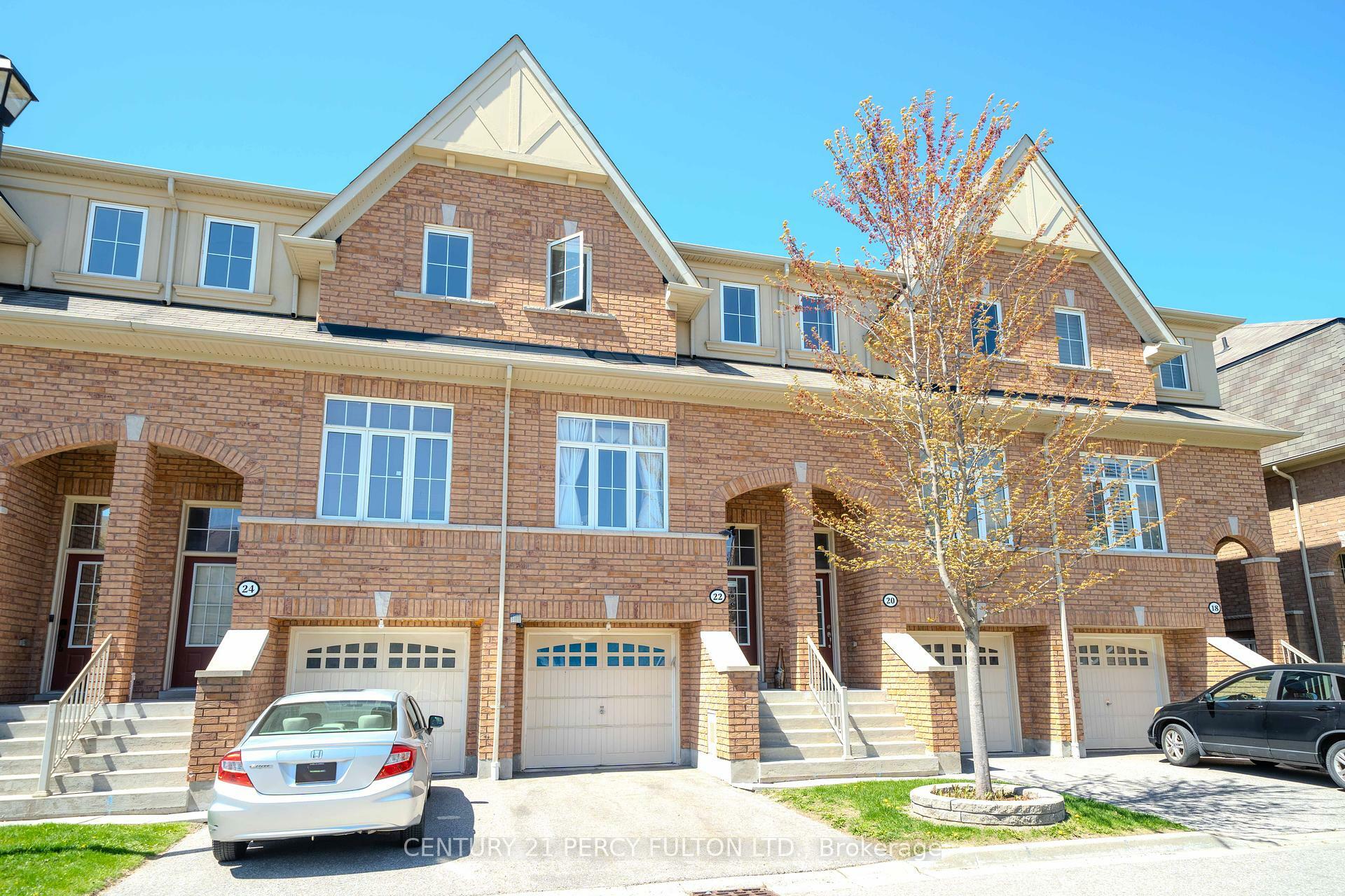 Property Photo:  22 Burtonbury Lane 11  ON L1Z 0C9 