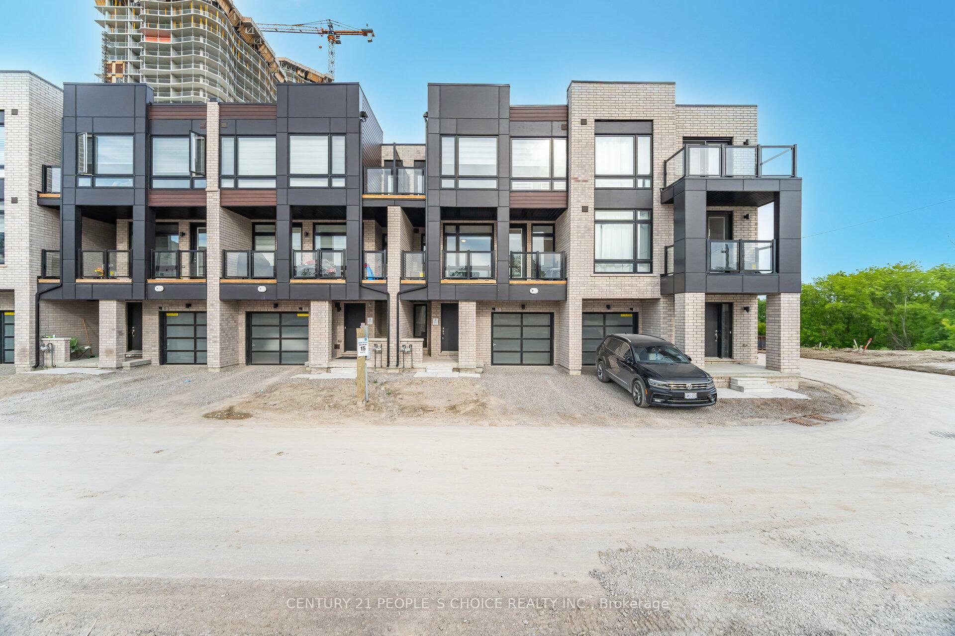 Photo de la propriété: 7 Chiffon Street ON L4L 1V8